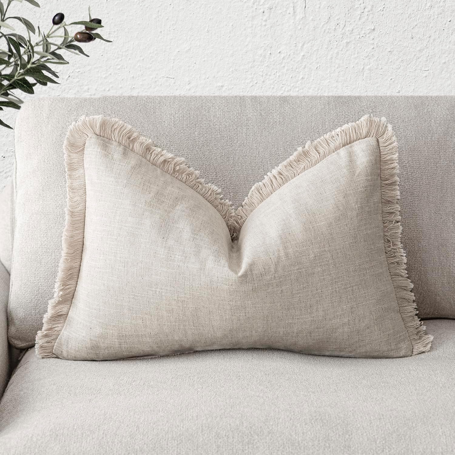 Foindtower Decorative Linen Fringe Lumbar Throw Pillow Covers Cozy Boho Farmhouse Cushion Cover with Tassel Soft Accent Pillowcase for Sofa Bed Living Room Home Decor, 12×20 Inch, 1PC, Natural Beige